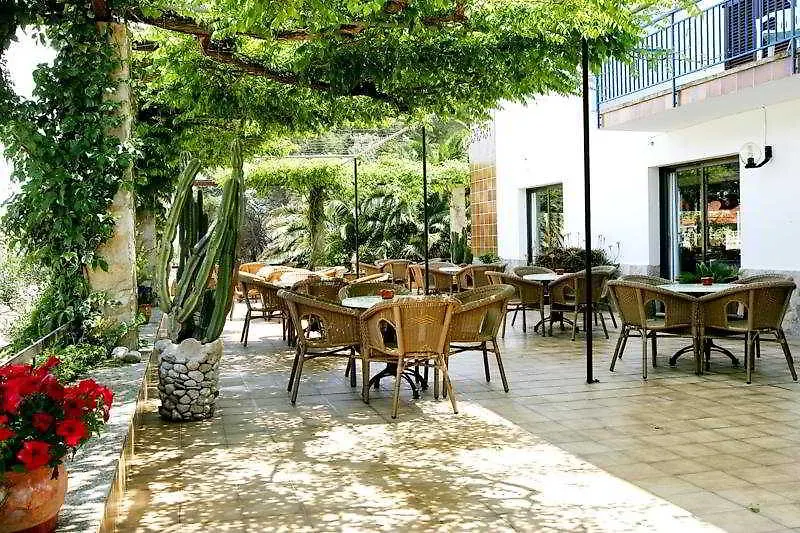 Boutique Hotel Oriola Cala de Sant Vicenc